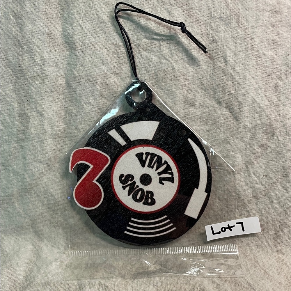Lot 7 - Vinyl Snob Record Ornament